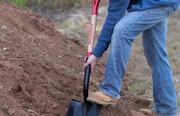Shovels, Rakes & Wheelbarrows
